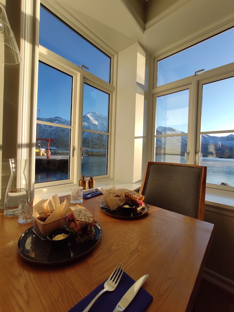 Sigló Hótel by Keahotels - Sigló Hótel by Keahotels Snorragata 3, 580 Siglufjörður, Iceland