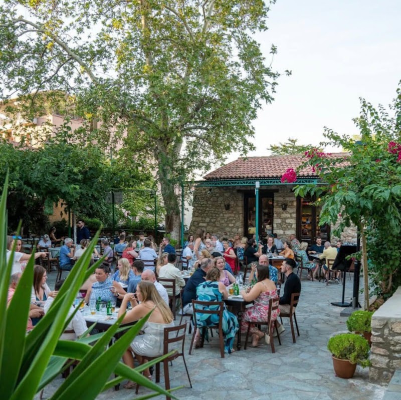 Aerides Plaka Restaurant - Aerides Plaka Restaurant, Diogenous 3, Athina 105 56, Greece