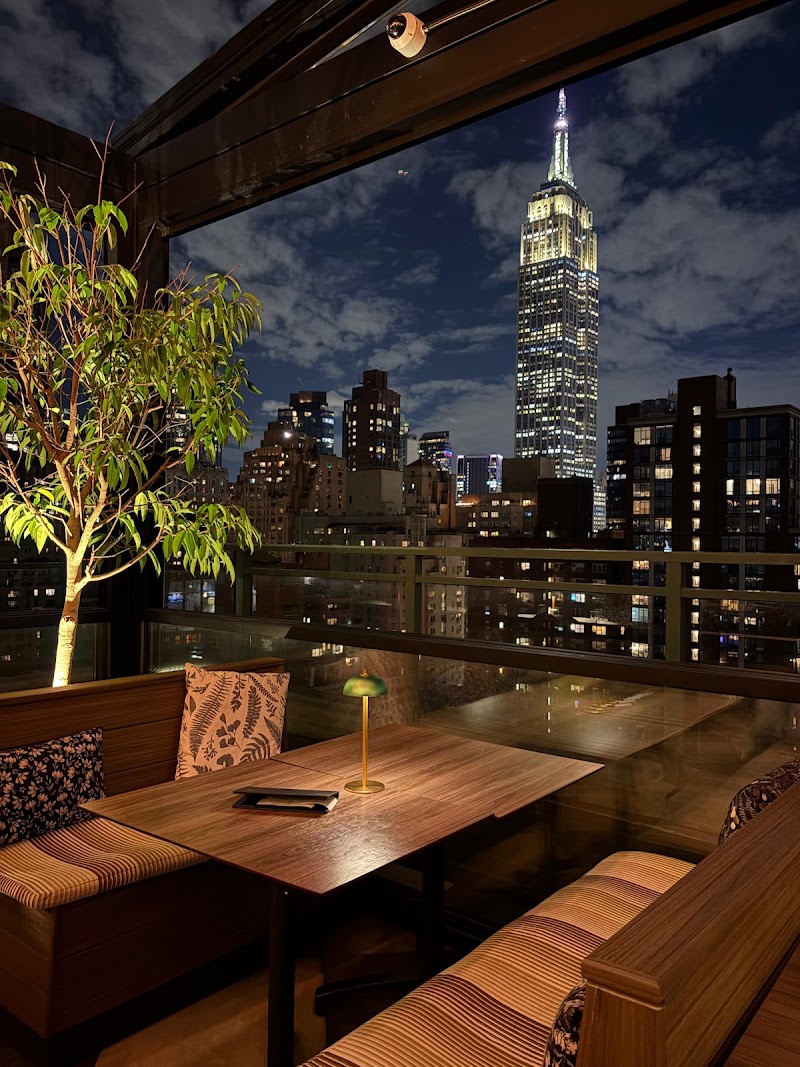 Vintage Green Rooftop - Vintage Green Rooftop 303 Lexington Ave 16th Floor, New York, NY 10016, USA
