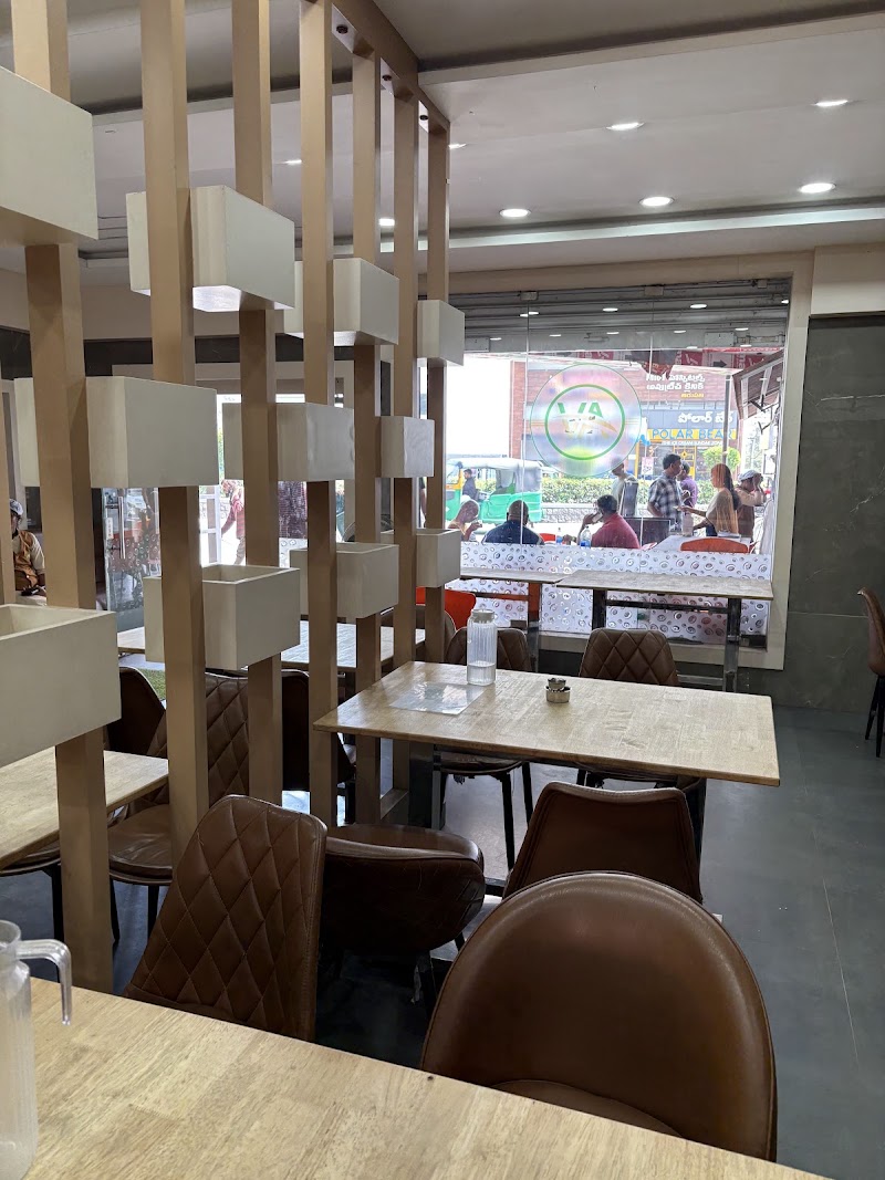 Anandan Vaasavi Vegetarian Restaurant - Anandan Vaasavi Vegetarian Restaurant National Highway 205, Srinivasa Nagar, Ramchandra Nagar, Tirupati, Andhra Pradesh 517507, India