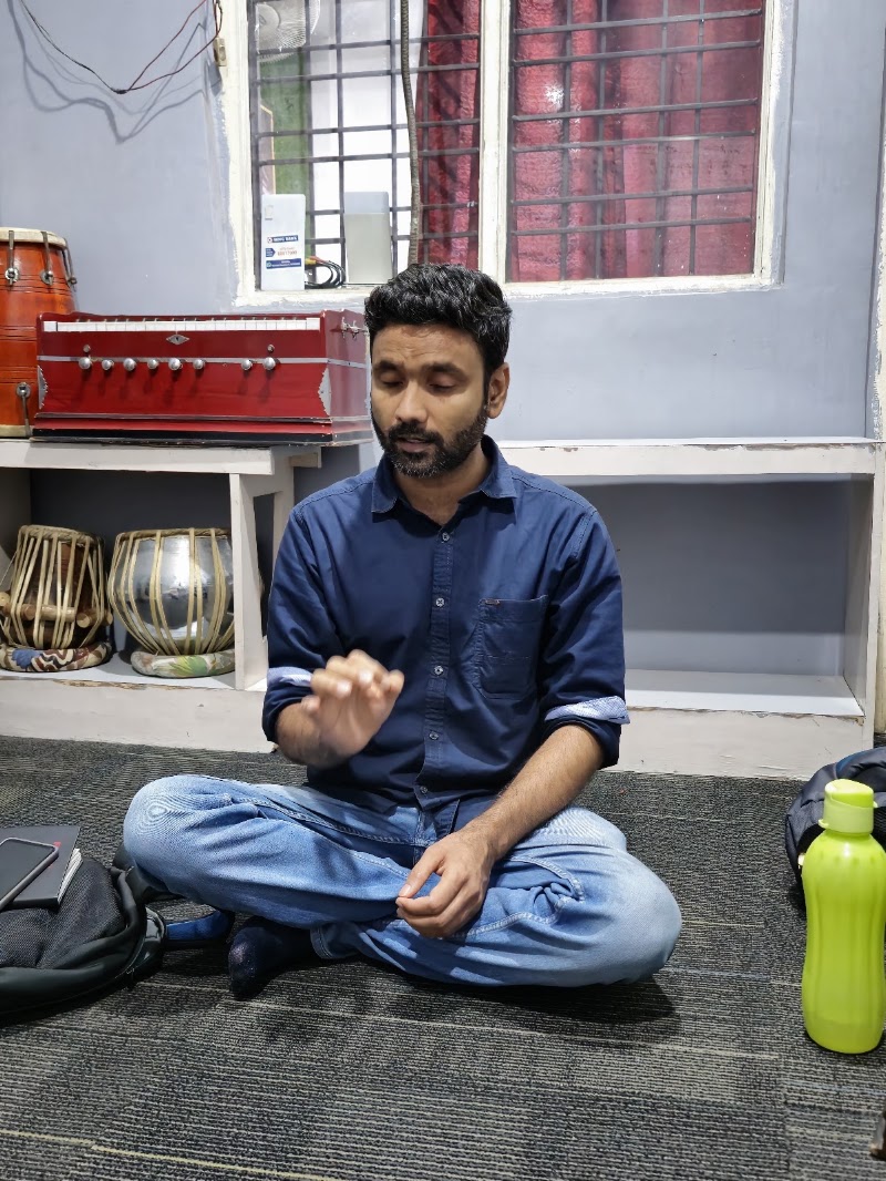 Tamanna Sangeet Vidyalaya | Dance & Music School - Tamanna Sangeet Vidyalaya | Dance & Music School 1st floor, chajjuram building, Mehrauli-Gurgaon Rd, opposite Canara Bank, Block C, Sukhrali, Sector 17, Gurugram, Haryana 122007, India