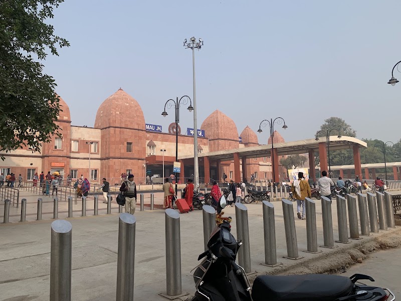 Mau Junction - Mau - Mau Junction - Mau, Jn, Railway Line Road, Railway Colony, Mau, Uttar Pradesh 275101, India