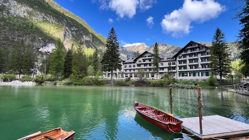 Altes Holzhaus Pragser Wildsee - Altes Holzhaus Pragser Wildsee, 39030 Prags, Autonomous Province of Bolzano – South Tyrol, Italy