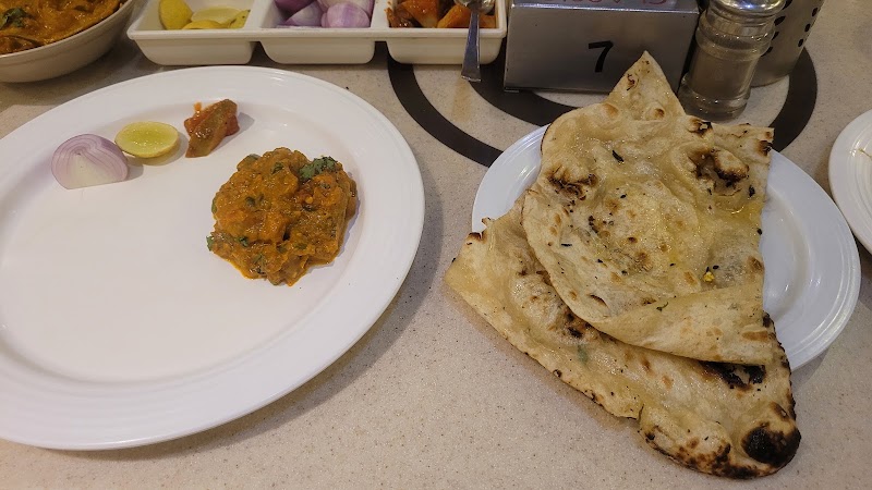 Classic Pure Veg Restaurant - Classic Pure Veg Restaurant, Bhanu apt, Sant Dnyaneshwar Rd, Shreenath Nagar, Shankheshwar Nagar, Borivali East, Mumbai, Maharashtra 400068, India
