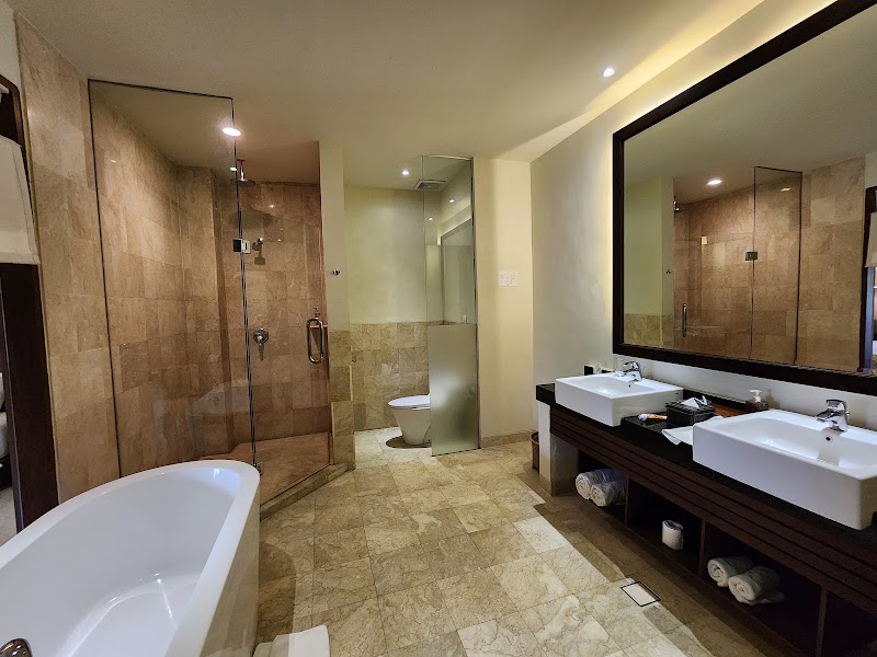 Ubud Village Hotel - Ubud Village Hotel, Jl. Monkey Forest No.99x, Ubud, Kecamatan Ubud, Kabupaten Gianyar, Bali 80571, Indonesia