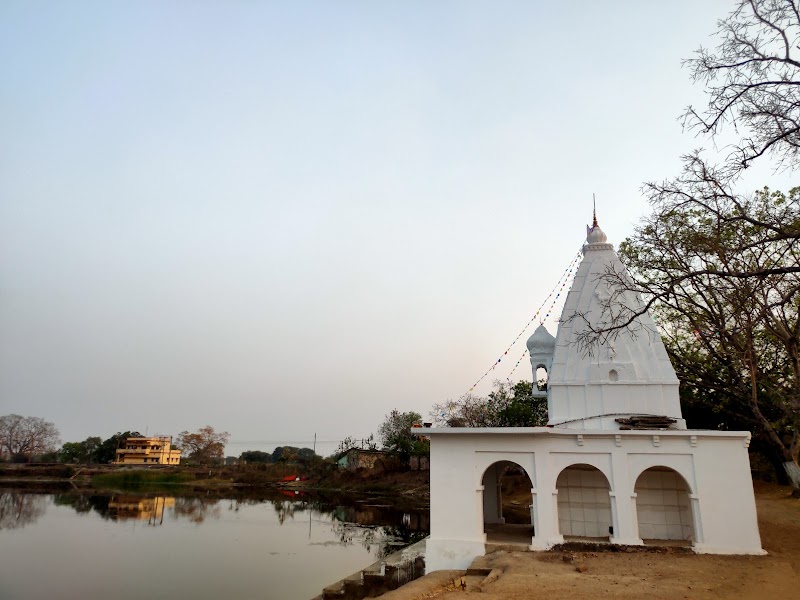 Latiya Cabin - Latiya Cabin 2CG2+WFG, Pondi Bahart Rd, Latia, Chhattisgarh 495552, India