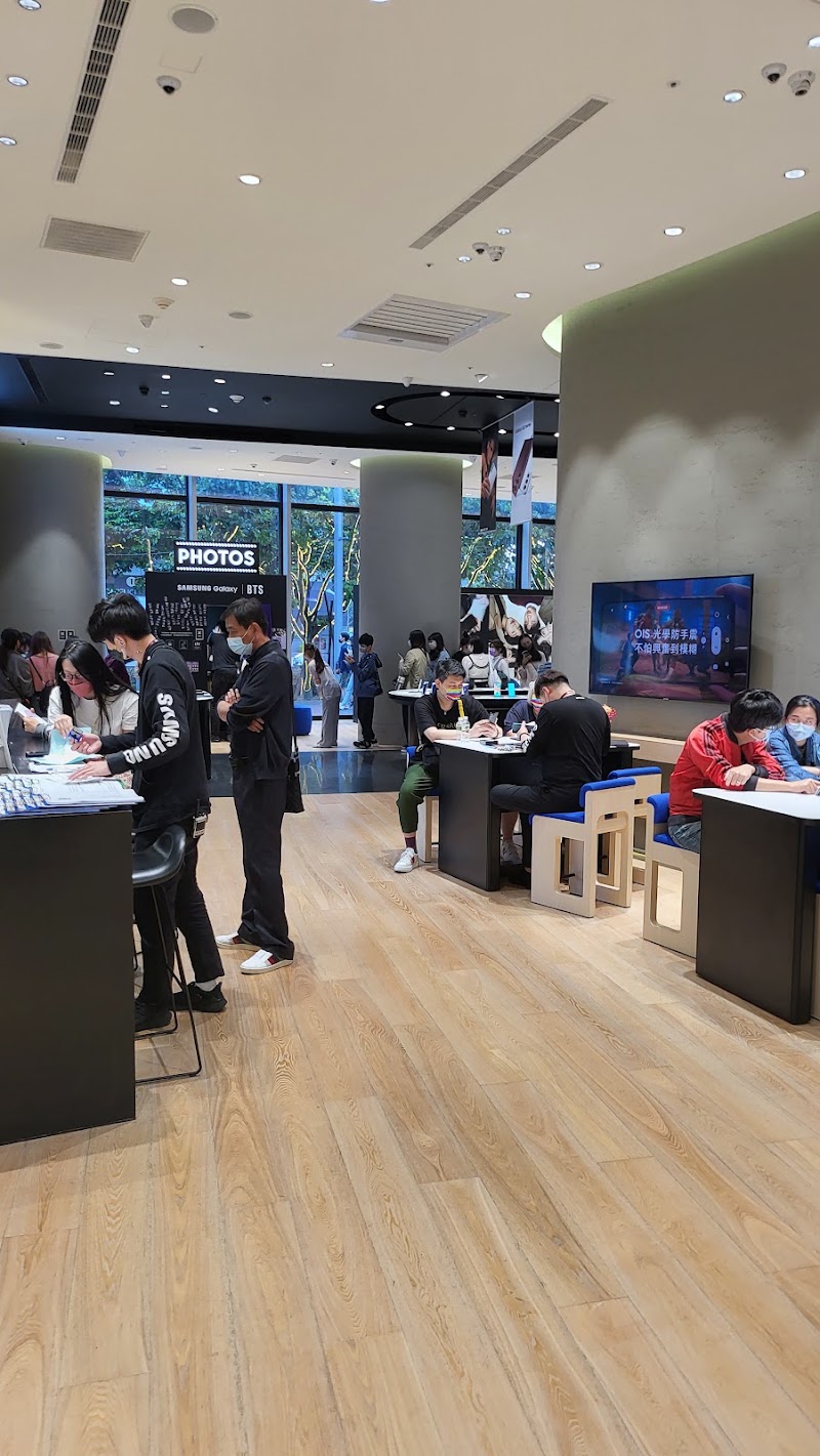 7-ELEVEN 台北101門市 - 7-ELEVEN 台北101門市, 110, Taiwan, Taipei City, Xinyi District, Xicun Village, Section 5, Xinyi Rd, 7號35樓