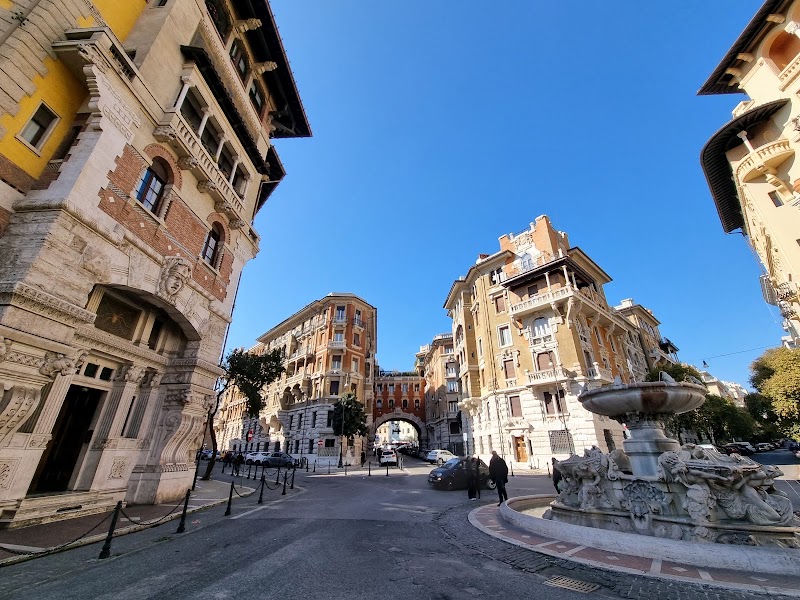 Piazza Mincio - Piazza Mincio, 00198 Roma RM, Italy