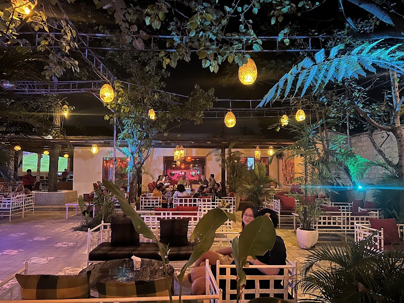 CP Lounge Ubud - Bar, Restaurant & Club - CP Lounge Ubud - Bar, Restaurant & Club, Jl. Monkey Forest No.15, Ubud, Kecamatan Ubud, Kabupaten Gianyar, Bali 80571, Indonesia