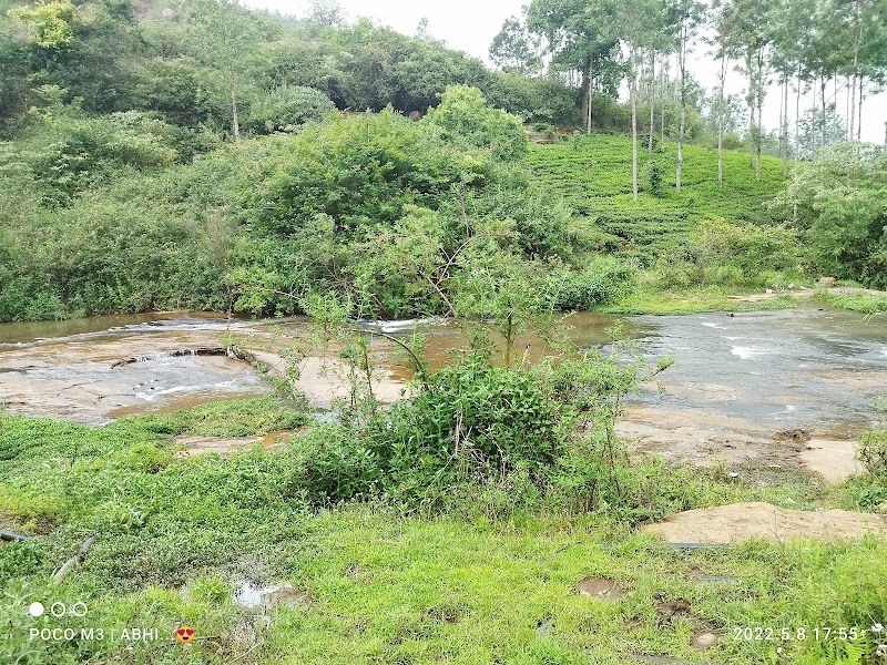 Uyillati waterfalls - Uyillati waterfalls, FRCM+7H3, Kukkal, Tamil Nadu 643217, India