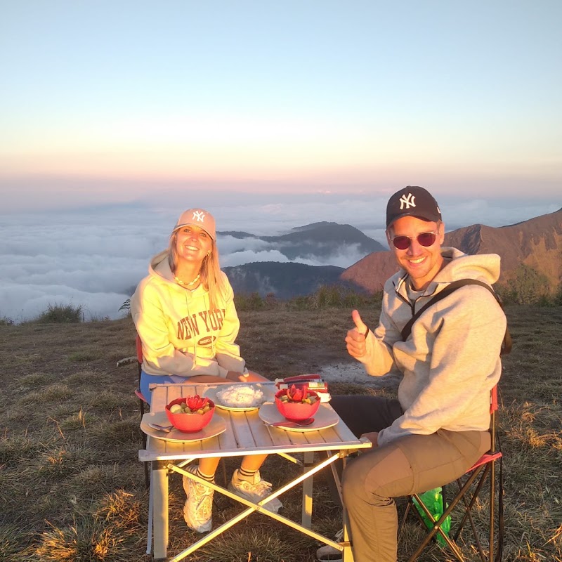 Rinjani Trekking Center - Rinjani Trekking Center, Jl. Pariwisata, Senaru, Kec. Bayan, Kabupaten Lombok Utara, Nusa Tenggara Bar. 83354, Indonesia