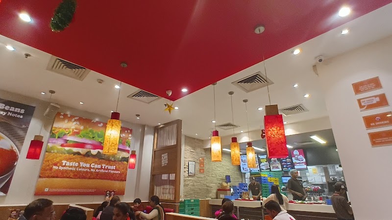 MGF Metropolis Mall - MGF Metropolis Mall MGF Metropolis Mall, Metro Station, Near, Mehrauli-Gurgaon Rd, Sector 28, Maruti Housing Colony, Gurugram, Haryana 122009, India