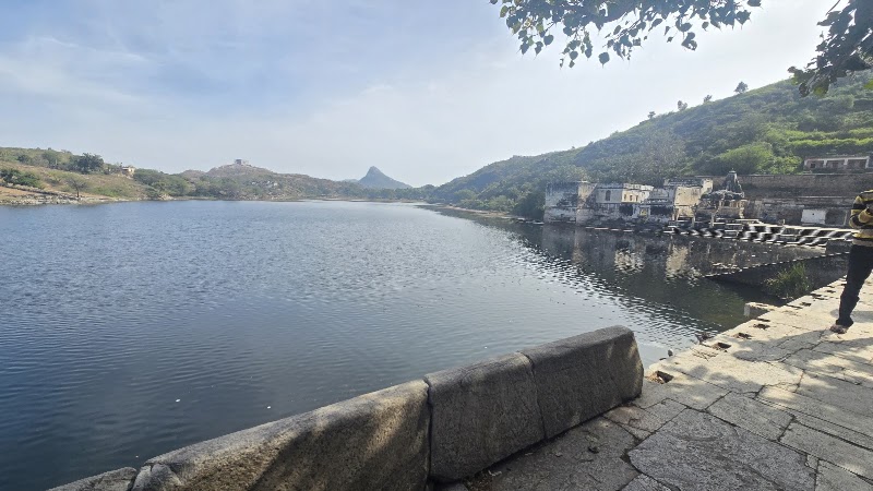 Eklingji Mahadev Mandir - Eklingji Mahadev Mandir HMJJ+3Q2, Ashoka Haveli, Udaipur, Rajasthan 313004, India