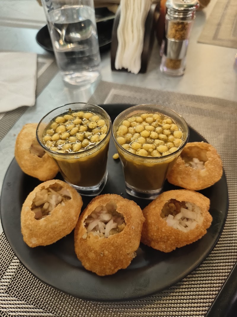Chaat Di Hatti Khariar Road - Chaat Di Hatti Khariar Road, VGR6+F7M, Gopalpur- Raipur Rd, Khariar - Bhandarpuri Rd, Baniyatora, Odisha 766104, India
