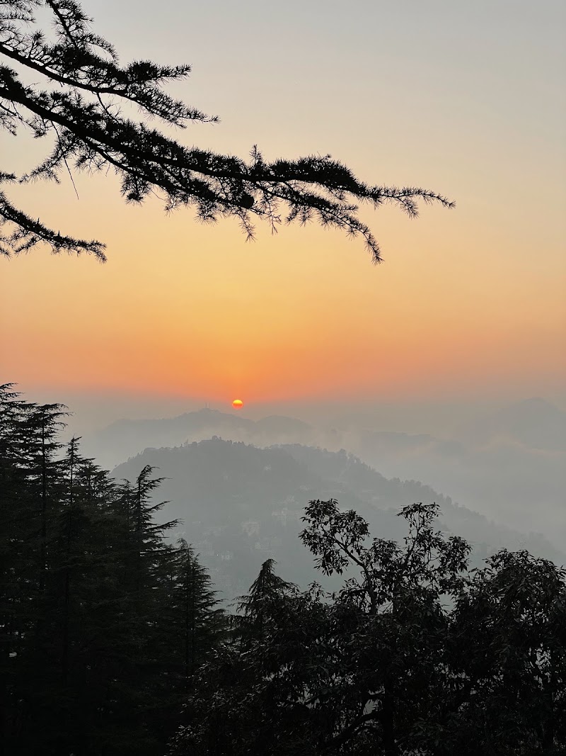 Landour cottage - Landour cottage F35R+7V8 cottage, Luxmanpuri, Rajmandi, Landour, Mussoorie, Uttarakhand 248179, India