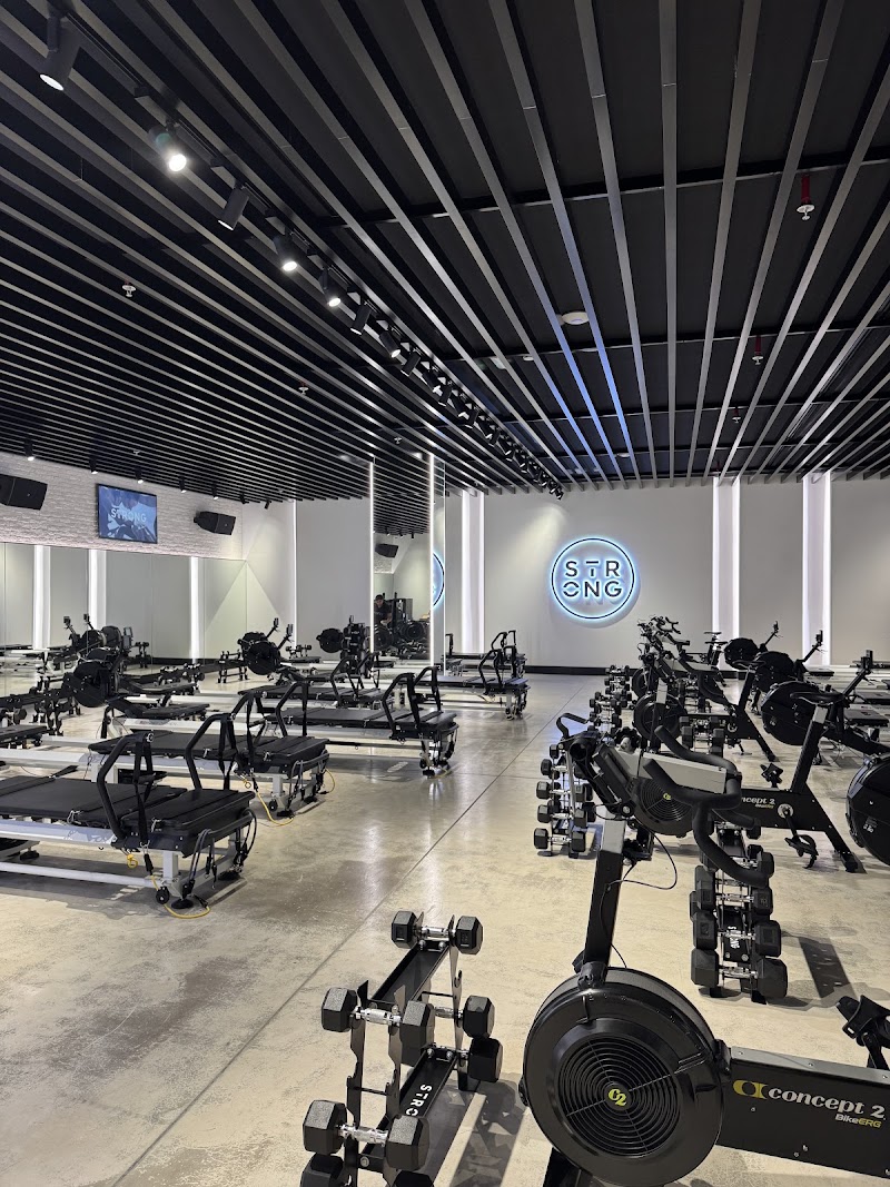 Strong Pilates Jumeirah - Strong Pilates Jumeirah First Floor - Triple 777 Centre - شارع الوصل - جميرا - Jumeirah 3 - دبي - United Arab Emirates