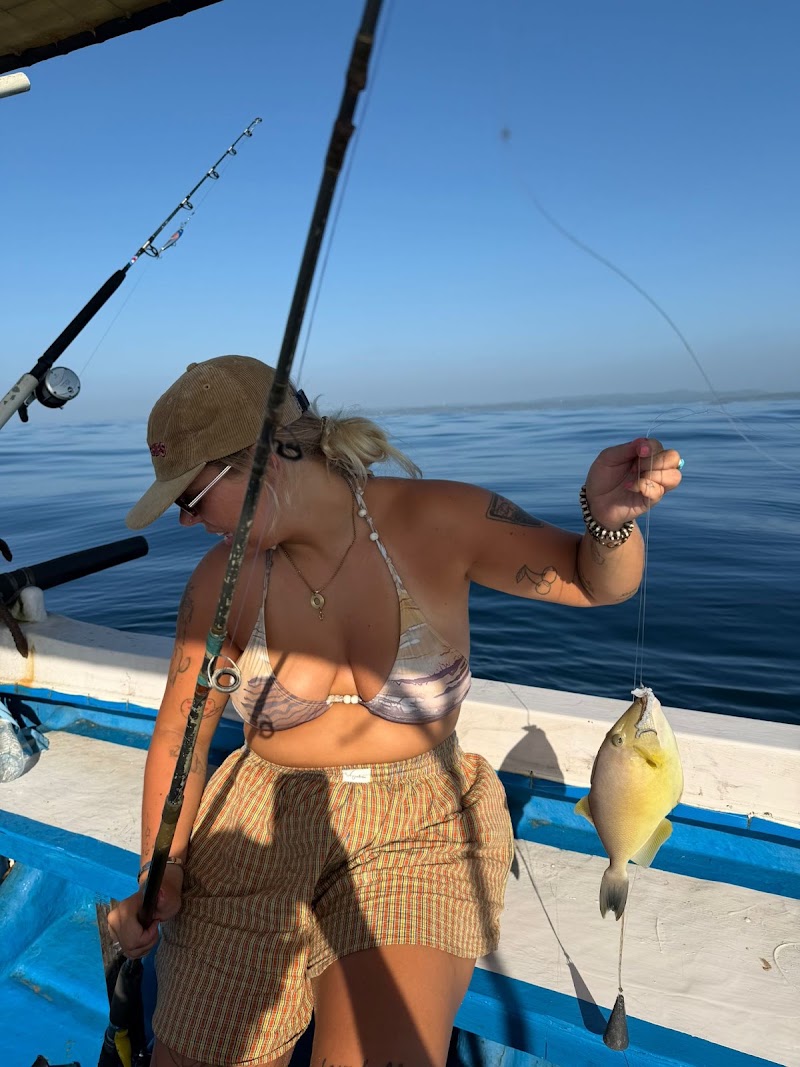 Hiri Fishing, Snorkeling, Diving Tours by Hiri Vibes Co. - Hiri Fishing, Snorkeling, Diving Tours by Hiri Vibes Co. Hiriketiya Rd, Dikwella 81200, Sri Lanka