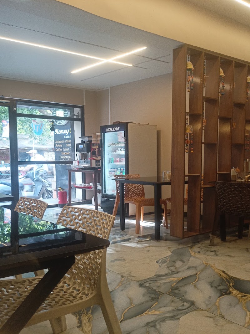 Honey Bee Cafe & Bakery - Honey Bee Cafe & Bakery, Gate, BHU, Honey Bee, Seer, Seer Govardhanpur, Varanasi, Sear Govardhan Dafi, Uttar Pradesh 221011, India