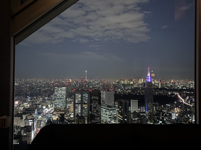New York Grill - New York Grill パークハイアット東京, 52階, 3-chōme-7-1-2 Nishishinjuku, Shinjuku City, Tokyo 163-1055, Japan
