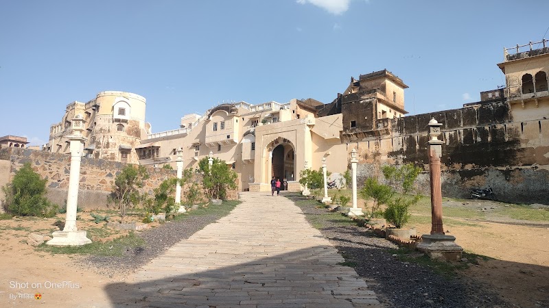 Castle Mandawa Hotel - Castle Mandawa Hotel 3532+XC6 Castle, near Raghunathji Temple, Mandawa, Rajasthan 333704, India