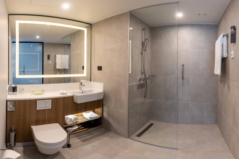 Courtyard by Marriott Bucharest Floreasca - Courtyard by Marriott Bucharest Floreasca Boulevard, Bulevardul Dimitrie Pompeiu 2 A, 020337 București, Romania