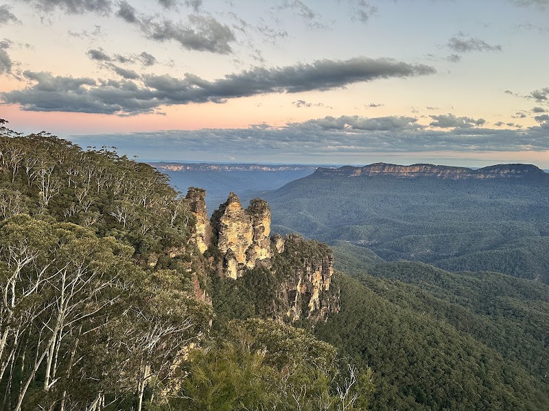 Three Sisters