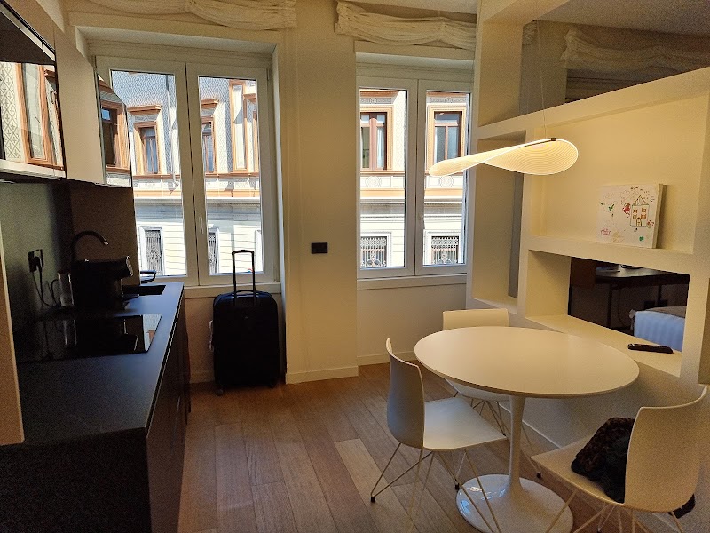 Sant'Ambrogio Apartments - Sant'Ambrogio Apartments Via Edmondo de Amicis, 28, 20123 Milano MI, Italy