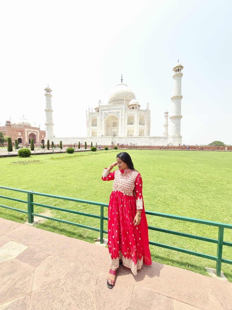 Vrindavan Packages - Vrindavan Packages Shree Sadguru seva sadan, G, near Moni baba ashram, Gokul, Mathura, Mahaban Bangar, Uttar Pradesh 281303, India