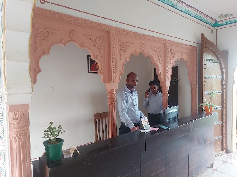 Hotel Maharaja Palace Samode - Hotel Maharaja Palace Samode, Samod Rd, Near Police Station, Samod, Rajasthan 303806, India