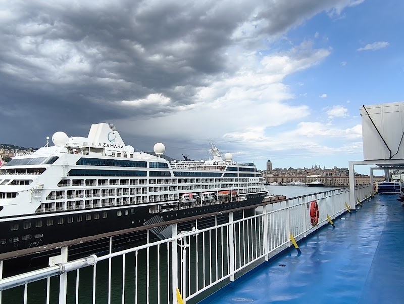Porto di Genova - Terminal Traghetti - Porto di Genova - Terminal Traghetti, Piazzale dei Traghetti Iqbal Masih, 16126 Genova GE, Italy