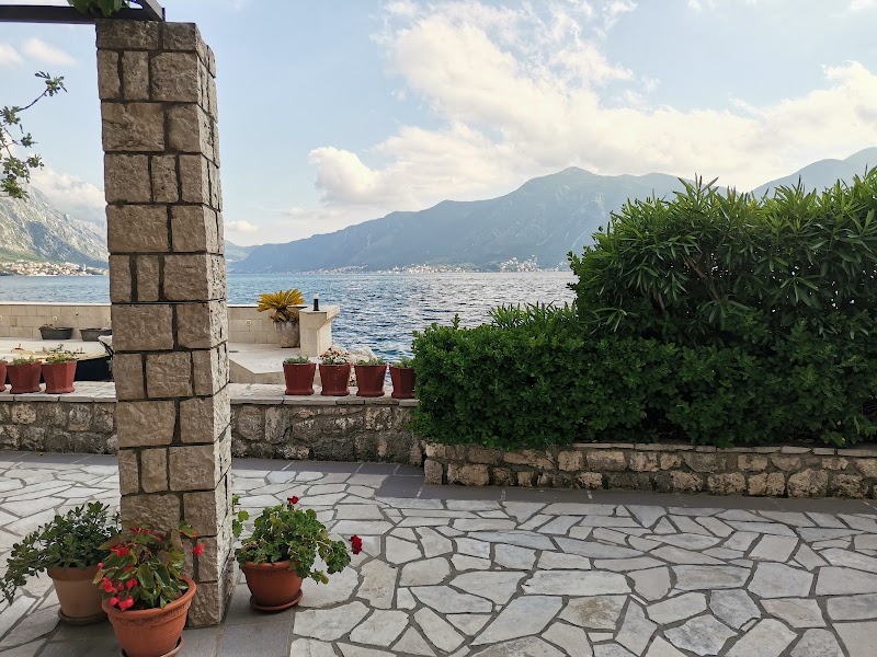 Apartment on the Coast of Boka Bay - Apartment on the Coast of Boka Bay, Orahovac BB, FQR3+2GJ, Orahovac 85330, Montenegro
