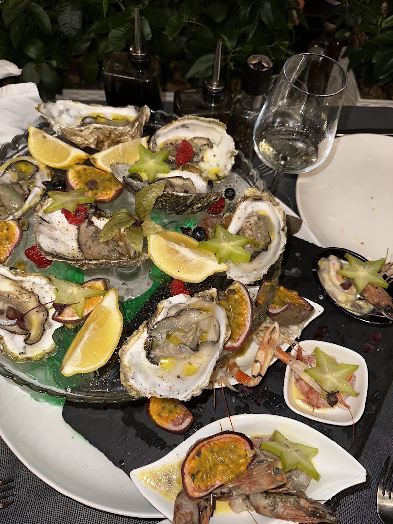 Miramare Restaurant - Miramare Restaurant, Near Goverment Residence Vlore AL, Vlora 8402, Albania