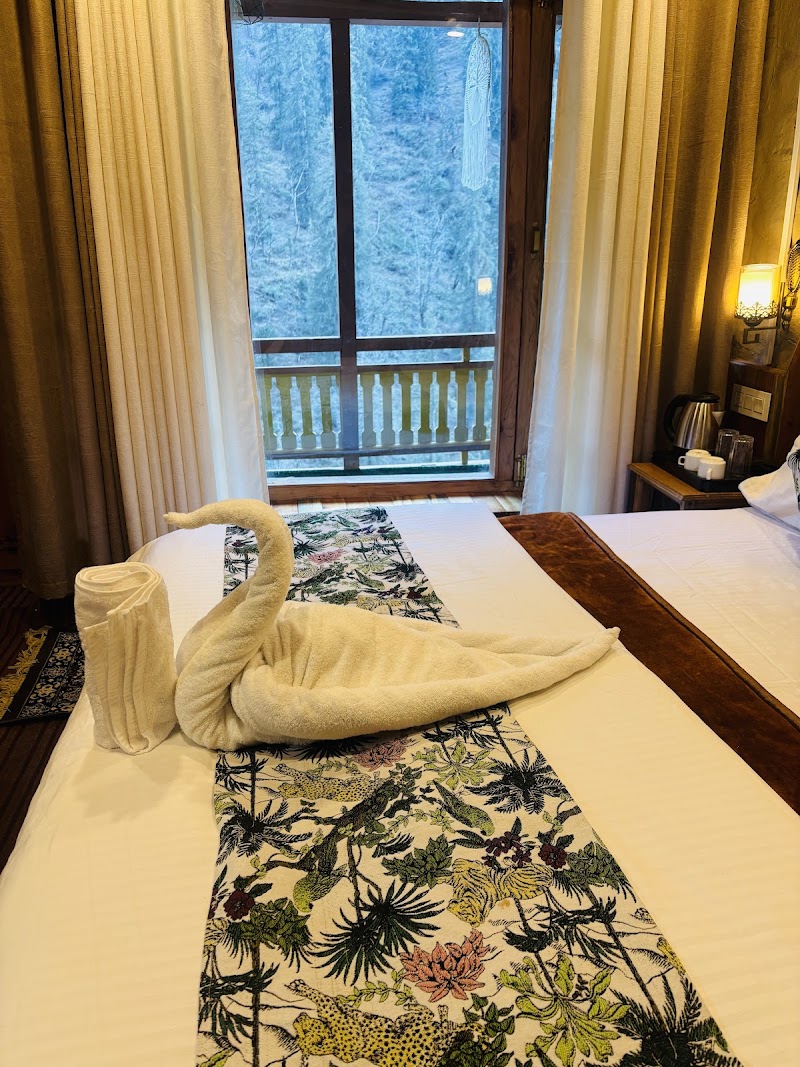 Mountain Nest Stay - Mountain Nest Stay Village Hirab, Hirab-Sajwar, Road, P.O, Shoja, Jibhi, Himachal Pradesh 175123, India