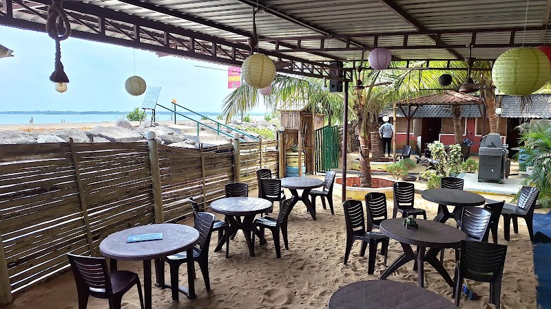 Seawalk resto cafe