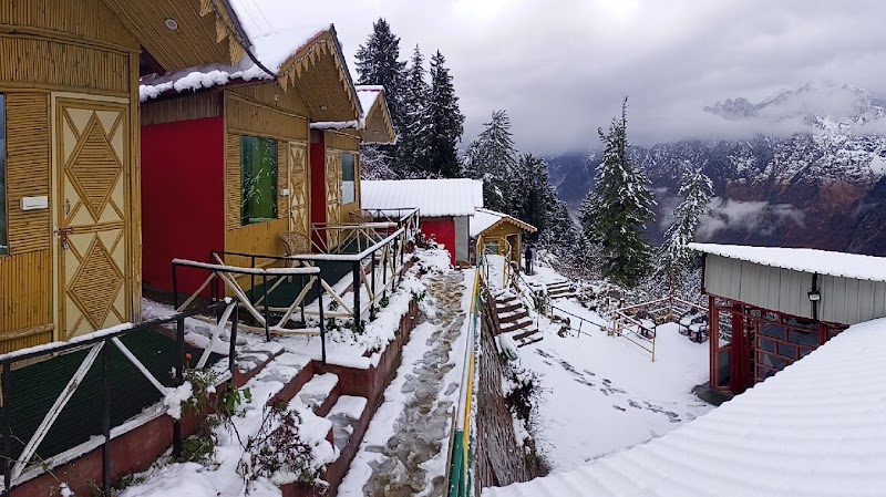 Chauhan resort auli - Chauhan resort auli Auli Chauhan resort near itbp road, Joshimath, Auli Laga Salude, Uttarakhand 246443, India