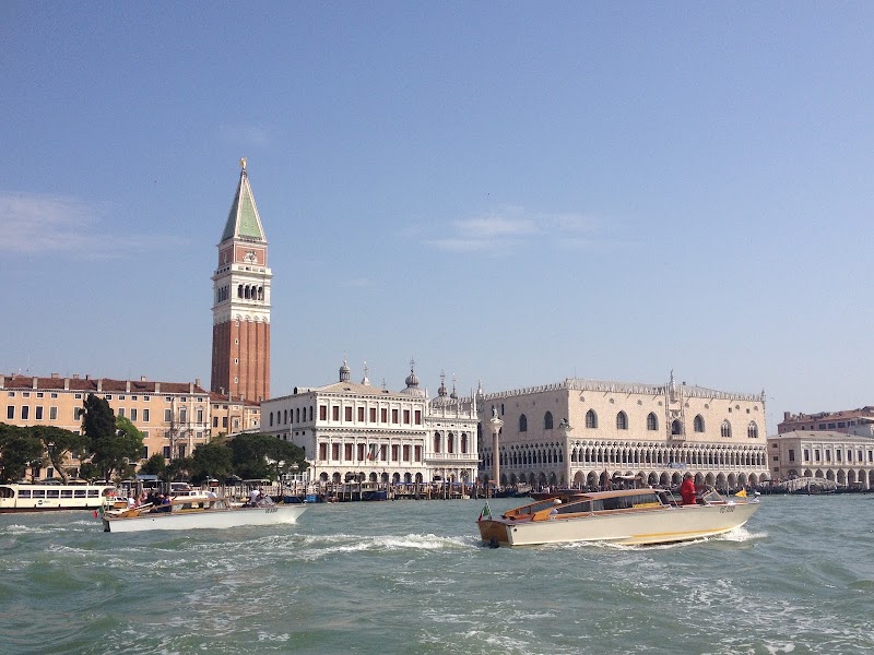 Campo dei Tolentini - Campo dei Tolentini, Santa Croce, 203, 30135 Venezia VE, Italy