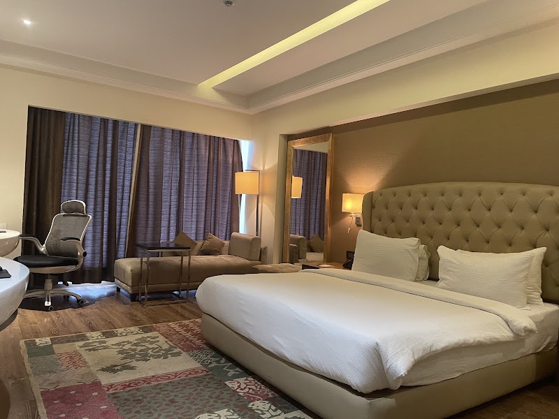 Golden Galaxy Hotels & Resorts - Golden Galaxy Hotels & Resorts Kms from, 6, NH-19, Ballabhgarh, Faridabad, Kail Gaon, Haryana 121004, India