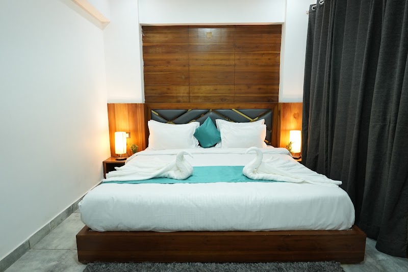 Hotel Tapovan Hills Rishikesh - Hotel Tapovan Hills Rishikesh behind Deccan Valley, near Tulsi Restaurant, Tapovan, Rishikesh, Uttarakhand 249192, India