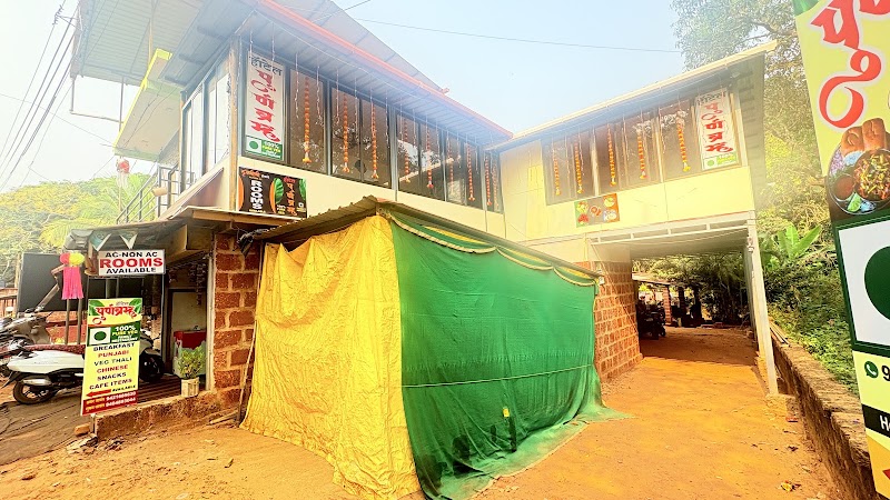 Hotel PurnaBramha Pure Veg Family Restaurant - Hotel PurnaBramha Pure Veg Family Restaurant Old Datta Mandir, Tarkarli Rd, Wayari, Kalethar, Maharashtra 416606, India