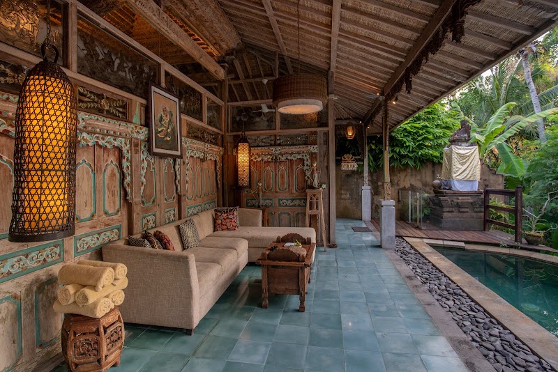 Family 3 Bedroom Private Villa