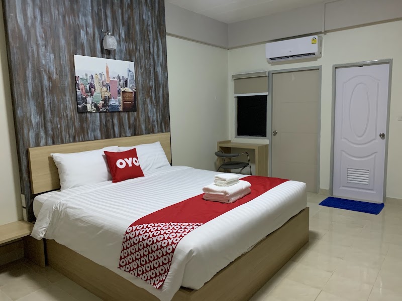 Blue Bed Pattaya - Blue Bed Pattaya 51, 43 Lieb Tang Rodfai Rd, Muang Pattaya, Amphoe Bang Lamung, Chang Wat Chon Buri 20150, Thailand