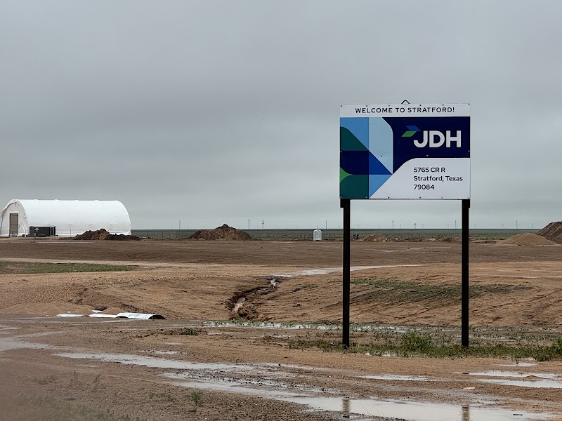 JDH - JDH, 5765 Co Rd R, Stratford, TX 79084, USA