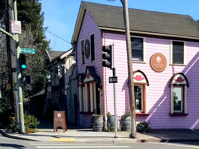 Angel Cakes - Angel Cakes, 745 5th St, Oakland, CA 94607, USA