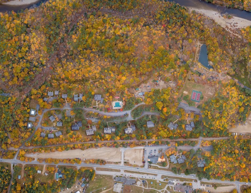 Attitash Mountain Village - Attitash Mountain Village 784 US-302, Bartlett, NH 03812, USA