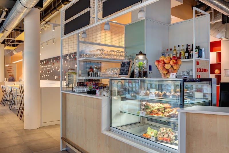 MEININGER Hotel Heidelberg Hauptbahnhof - MEININGER Hotel Heidelberg Hauptbahnhof, Carl-Benz-Straße 2/1, 69115 Heidelberg, Germany