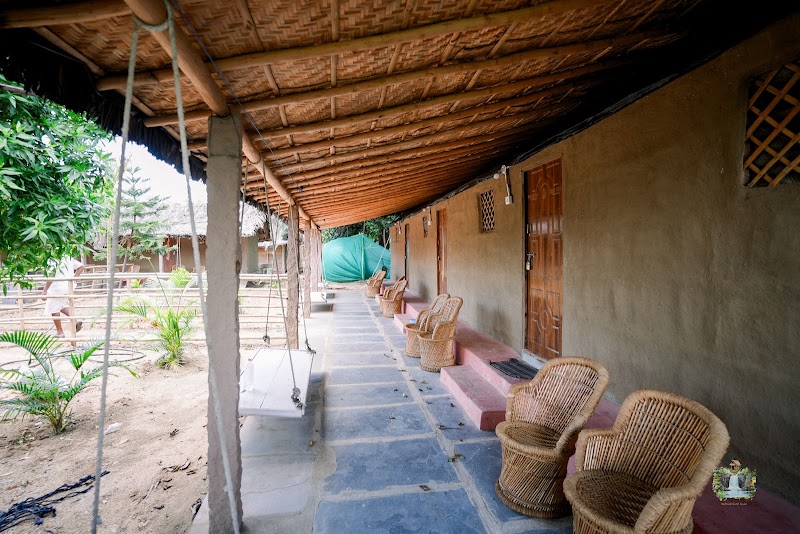 Waterfall Guesthouse - Waterfall Guesthouse 273 Sanapur, State Highway 13, Hampi, Sanapur, Karnataka 583234, India