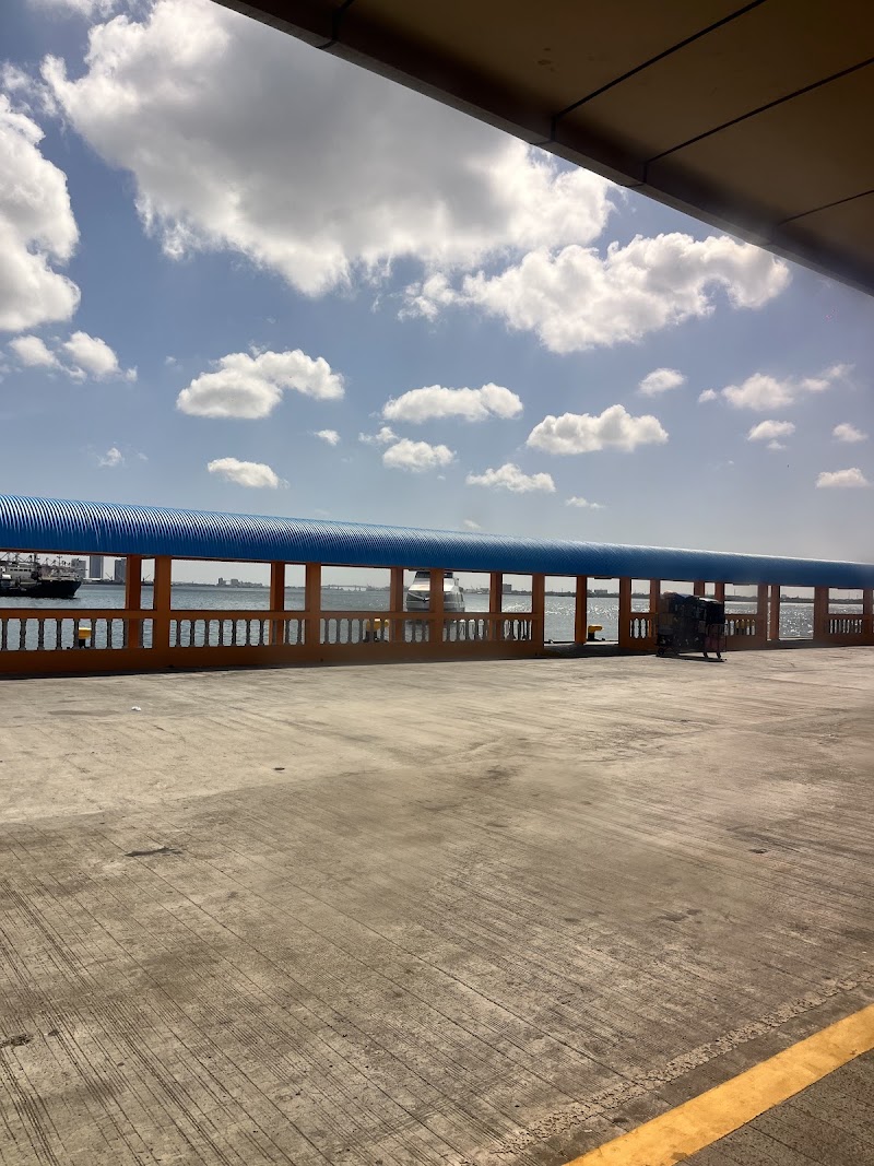 Pier 1 - Pier 1, 7WR5+XFV Pier 1 Passenger Terminal, Quezon Blvd, Cebu City, 6000 Cebu, Philippines