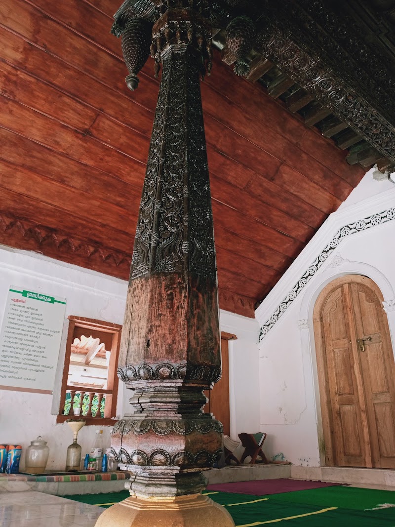 Ujra Mosque - Ujra Mosque, Ujra Masjid, Hujrapally, Kavaratti, Lakshadweep 682555, India