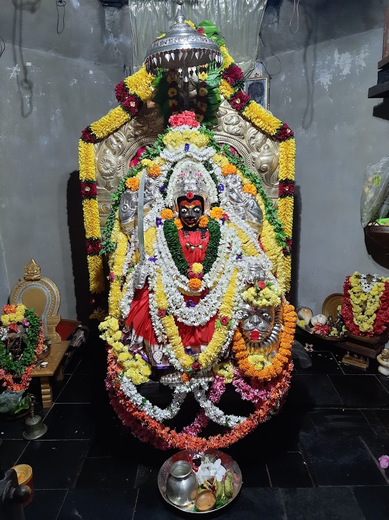Mahakali Temple. - Mahakali Temple. Near Kannada Girls School, Mavalli 2, Murdeshwar, Main Road Murdeshwar, Tq, Dist, Murdeshwar, Matadahitlu, Bhatkal, Mavalli, Karnataka 581350, India