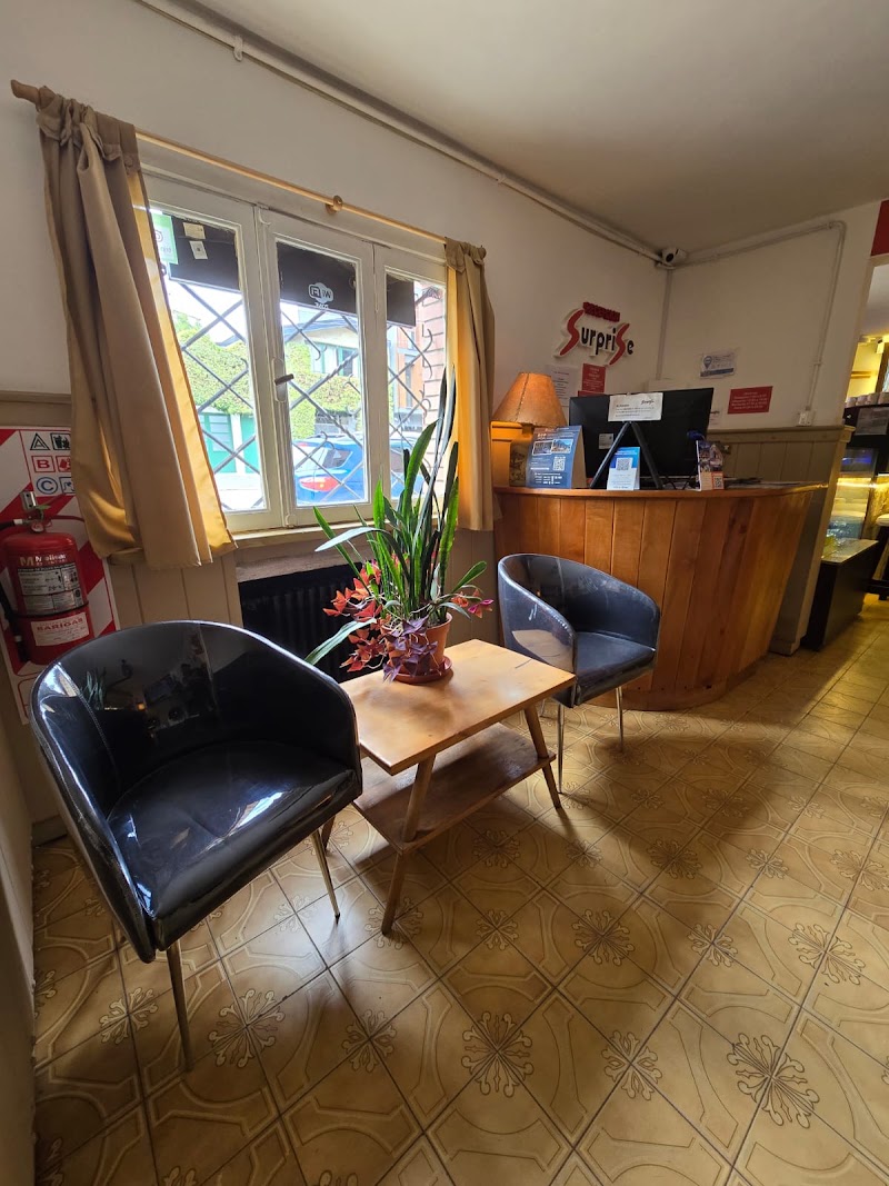 Hotel Surprise – Alojamiento en Bariloche - Hotel Surprise – Alojamiento en Bariloche Av. Ángel Gallardo 136, R8400 San Carlos de Bariloche, Río Negro, Argentina